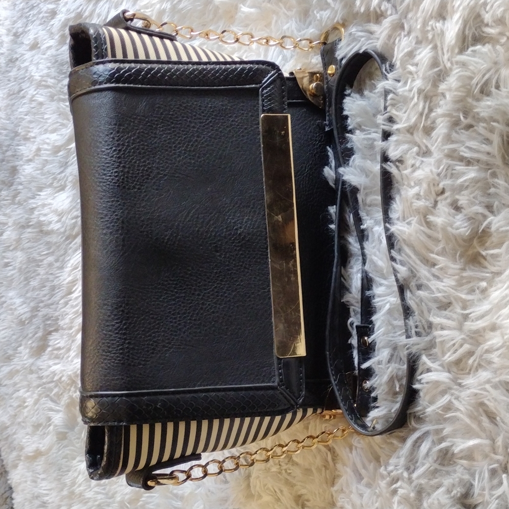 'Call it spring' Crossbody purse